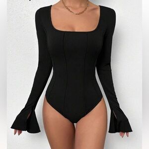 Shein black square neck split sleeve Bodysuit M